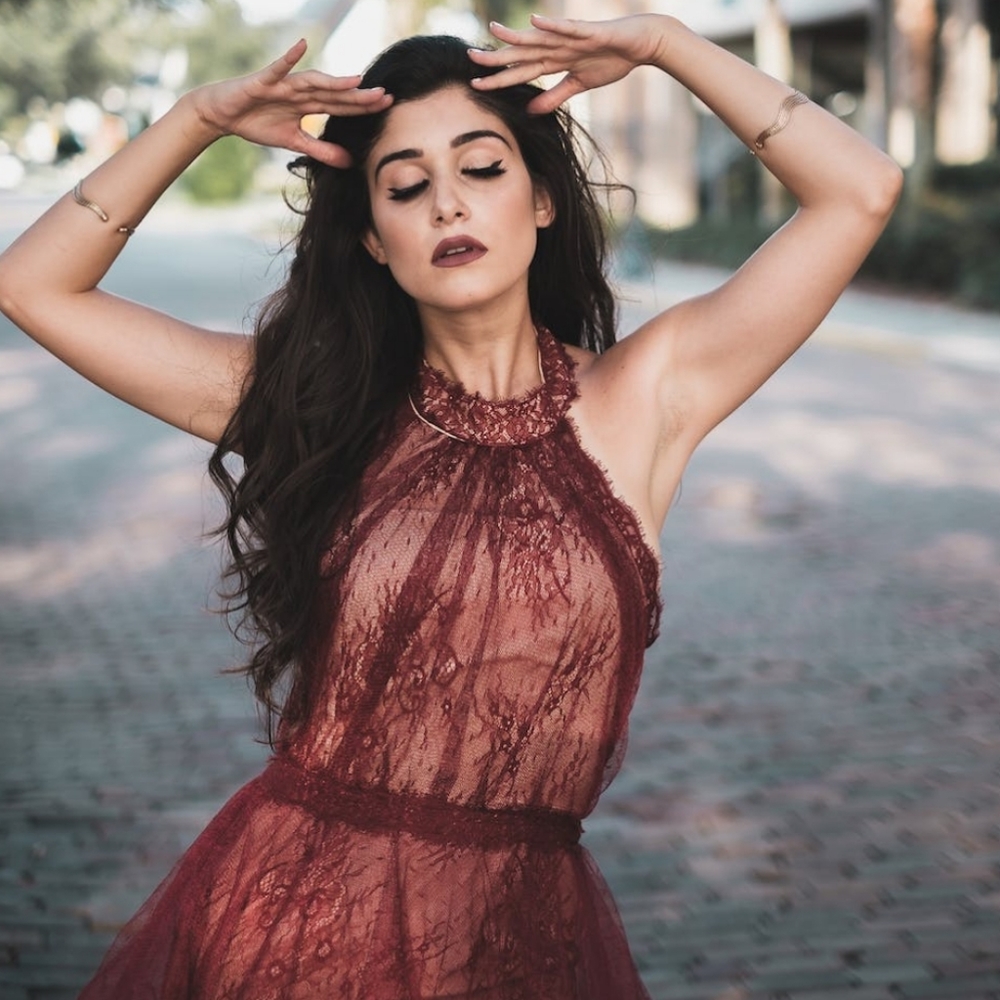 VICI Dulce Tiered Lace Halter Maxi Gown - Picture 2 of 2